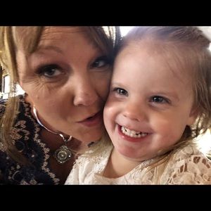 Meet your Posher, Kami